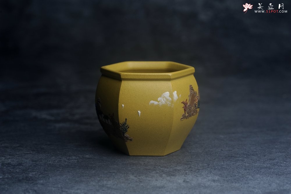 紫砂壶图片：美杯特惠 优质好料黄金段泥好工六方山水主人杯 - 宜兴紫砂壶网