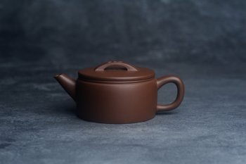 紫砂壶图片：美壶特惠 特好文革紫泥大口实用汉瓦 茶人醉爱 - 宜兴紫砂壶网