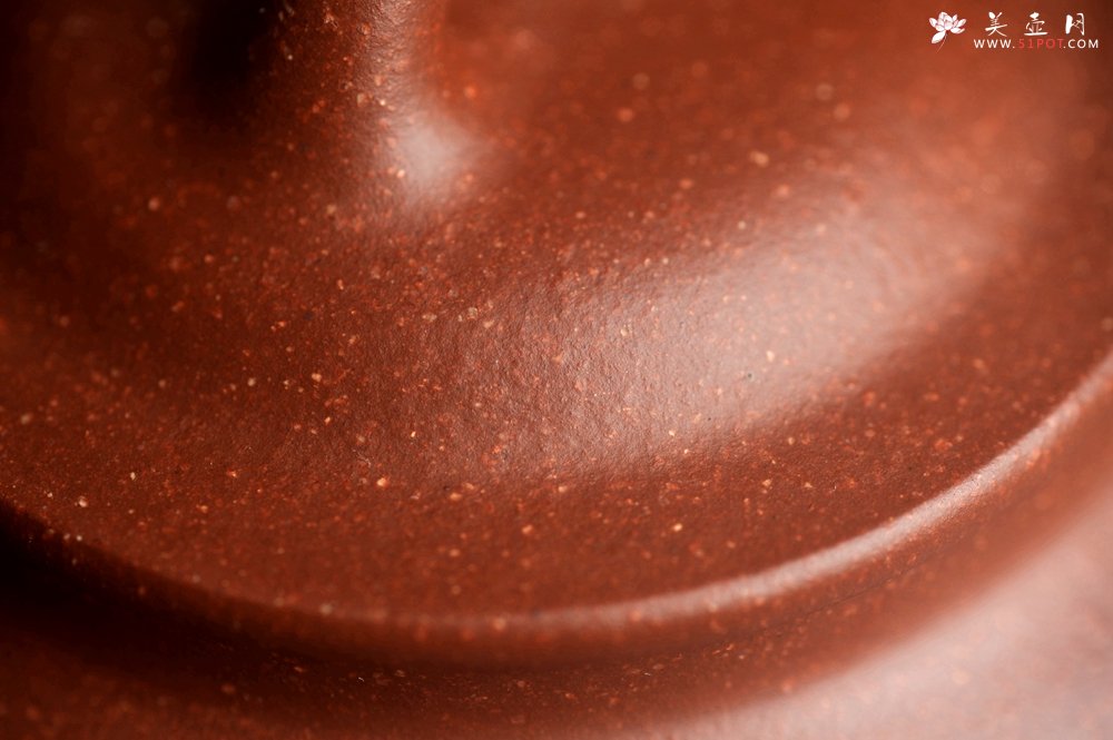 紫砂壶图片：潜力股王老师 美壶特惠 全手工红降坡小品玉帽水平壶 大口实用 特文气 - 宜兴紫砂壶网