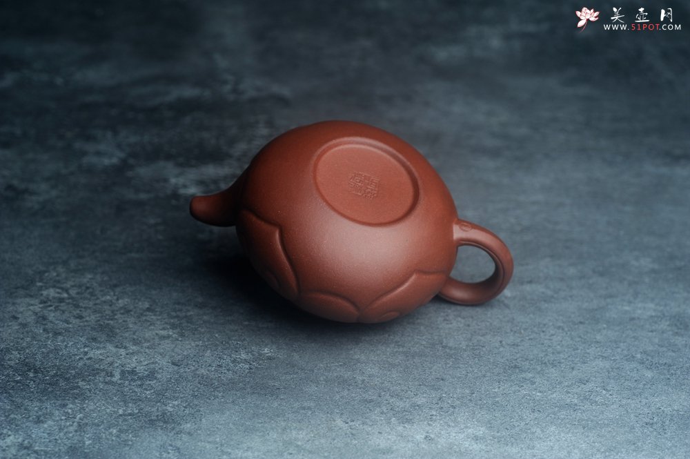 紫砂壶图片：美壶特惠 精致特好底槽青泥仿古如意壶 茶人醉爱 - 宜兴紫砂壶网