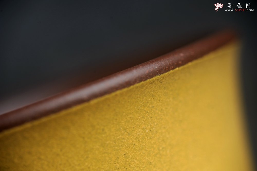 紫砂壶图片：美美杯特惠 精致花鸟紫泥粉黄金段泥主人杯 特文气 - 宜兴紫砂壶网