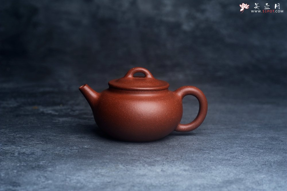 紫砂壶图片：潜力股王老师 美壶特惠 全手工红降坡小品玉帽水平壶 大口实用 特文气 - 宜兴紫砂壶网