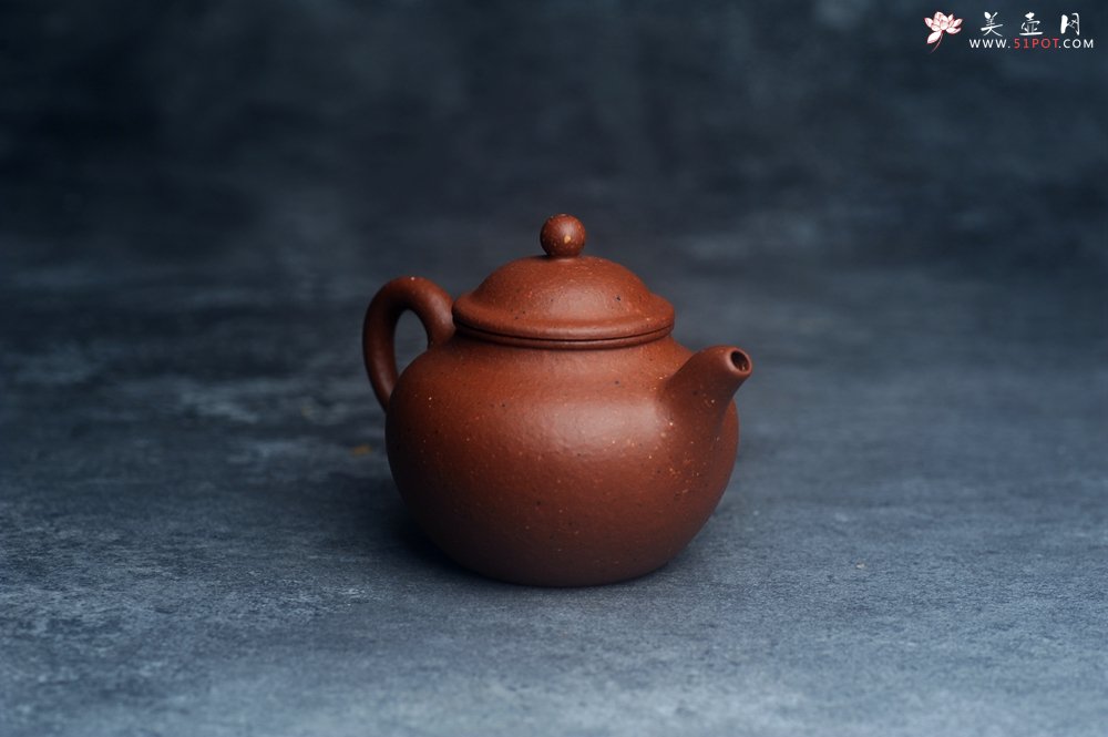 紫砂壶图片：美壶特惠 90年代老料传统老工艺摹古打造 油性十足 铁质丰富 手工摹古莲子壶 独孔 已加过滤网 - 宜兴紫砂壶网
