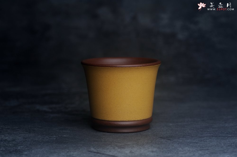 紫砂壶图片：美美杯特惠 精致花鸟紫砂杯 紫泥粉黄金段泥主人杯 茶杯 特文气 - 宜兴紫砂壶网