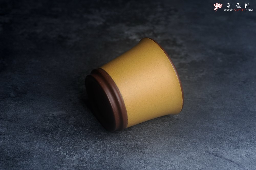 紫砂壶图片：美美杯特惠 精致花鸟紫砂杯 紫泥粉黄金段泥主人杯 茶杯 特文气 - 宜兴紫砂壶网