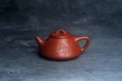 紫砂壶图片：精品老朱泥子冶石瓢 文气装饰 期待与您结缘 - 宜兴紫砂壶网