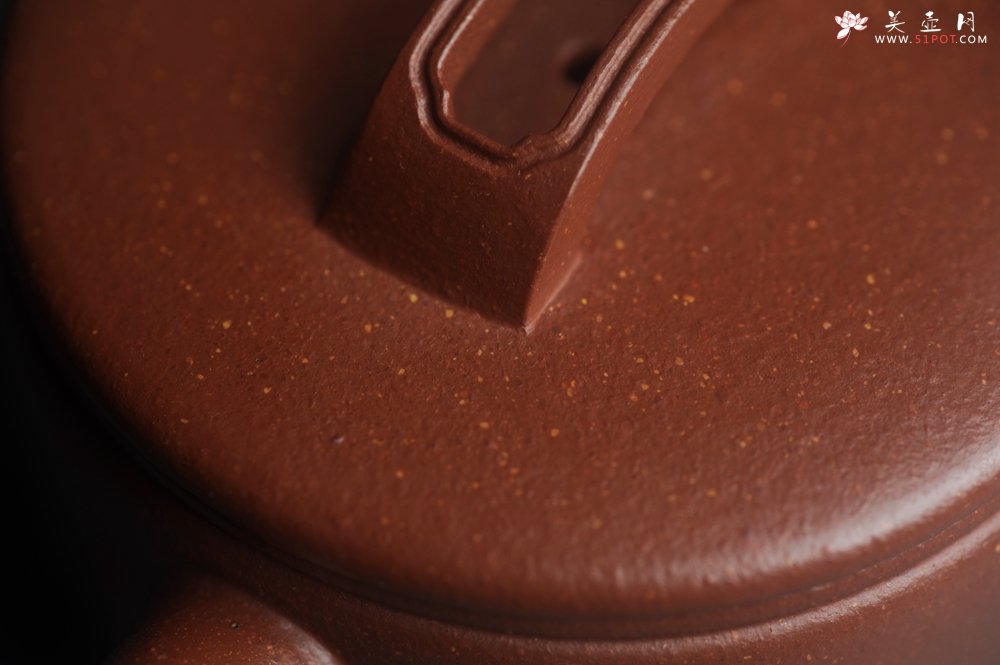 紫砂壶图片：美壶特惠 特好降坡泥矿物质丰富汉瓦壶 - 宜兴紫砂壶网