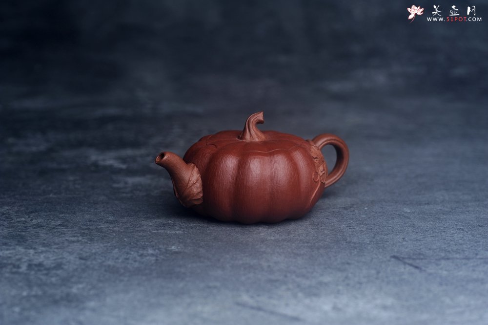 紫砂壶图片：美壶福利特惠 美壶专属定制 精致好料迷你小南瓜紫砂壶  肌理丰富生动 - 宜兴紫砂壶网