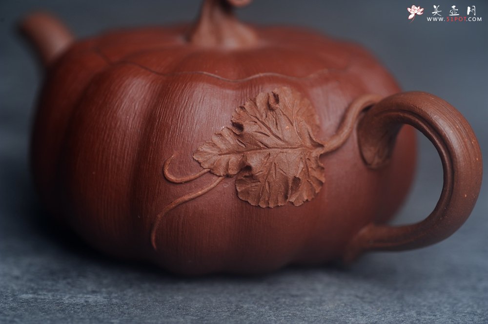 紫砂壶图片：美壶福利特惠 美壶专属定制 精致好料迷你小南瓜紫砂壶  肌理丰富生动 - 宜兴紫砂壶网