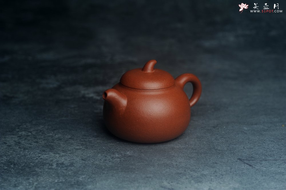 紫砂壶图片：美壶特惠 特好降坡泥茄瓜壶 茶人醉爱 - 宜兴紫砂壶网