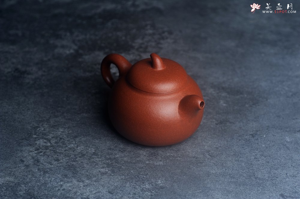 紫砂壶图片：美壶特惠 特好降坡泥茄瓜壶 茶人醉爱 - 宜兴紫砂壶网