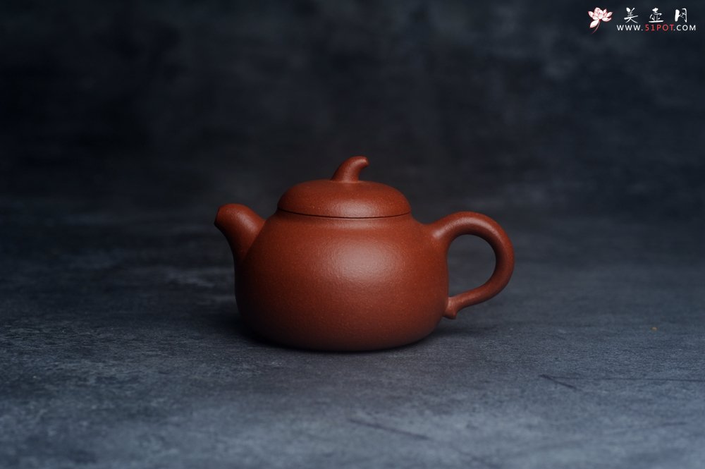 紫砂壶图片：美壶特惠 特好降坡泥茄瓜壶 茶人醉爱 - 宜兴紫砂壶网