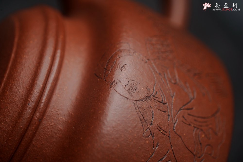 紫砂壶图片：美壶特惠 精致特好降坡泥德中壶 装饰人物特文气 - 宜兴紫砂壶网