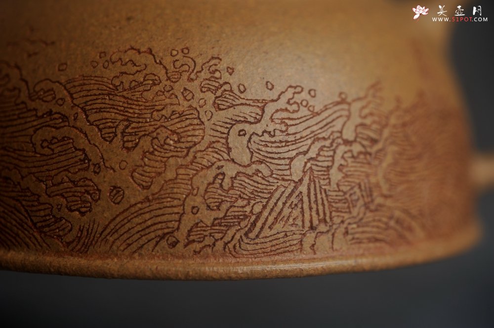 紫砂壶图片：美壶特惠 特好五彩段泥小美壶 装饰文雅 海纳百川 - 宜兴紫砂壶网