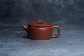 紫砂壶图片：美壶特惠 特好降坡泥矿物质丰富汉瓦壶 - 宜兴紫砂壶网