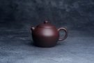 紫砂壶图片：美壶特惠 优质紫泥河豚西施壶 球孔出水 - 宜兴紫砂壶网
