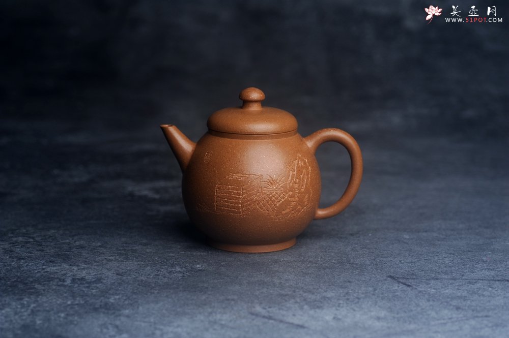 紫砂壶图片：美壶特惠 精致特好黄降坡泥高宫灯壶 装饰特文气 - 宜兴紫砂壶网