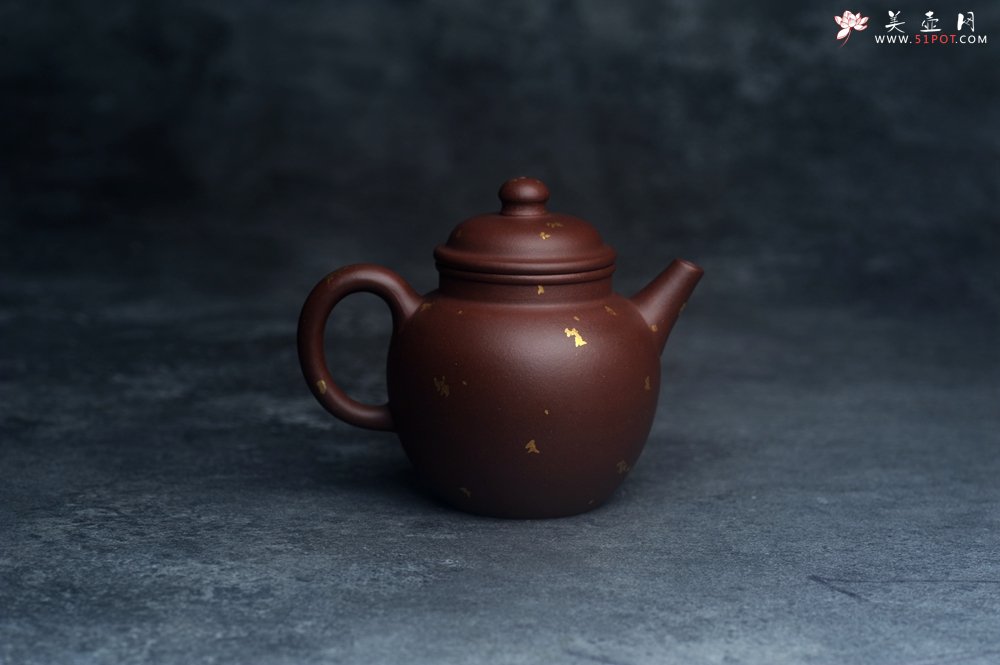 紫砂壶图片：美壶特惠 精致老紫泥洒金宫灯壶 - 宜兴紫砂壶网