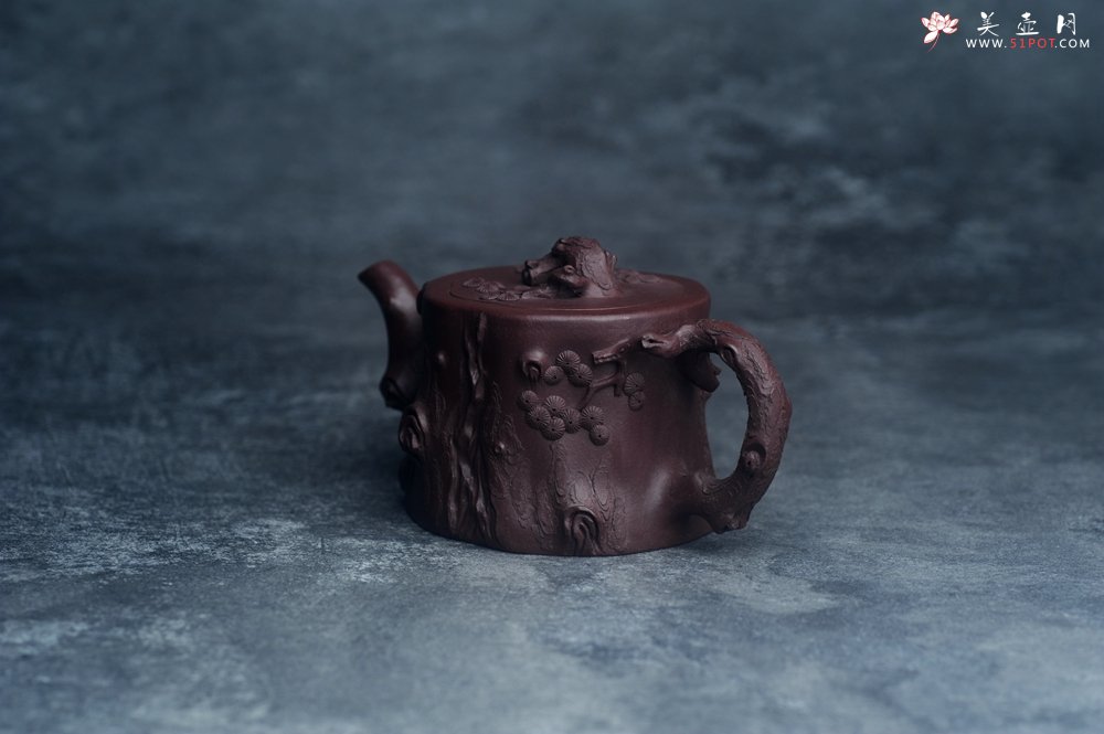 紫砂壶图片：实力演绎全手工重器松桩套组 一壶（280cc）二杯（130cc）一公道杯（188cc） - 宜兴紫砂壶网