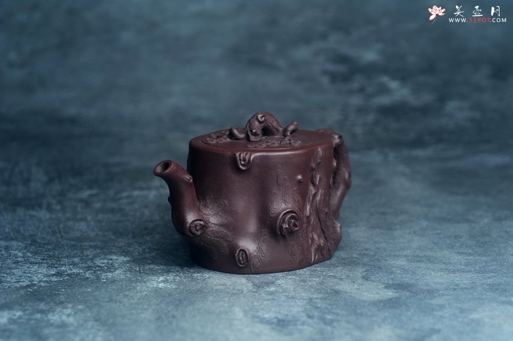 紫砂壶图片：实力演绎全手工重器松桩套组 一壶（280cc）二杯（130cc）一公道杯（188cc） - 宜兴紫砂壶网