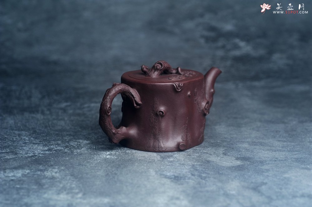 紫砂壶图片：实力演绎全手工重器松桩套组 一壶（280cc）二杯（130cc）一公道杯（188cc） - 宜兴紫砂壶网