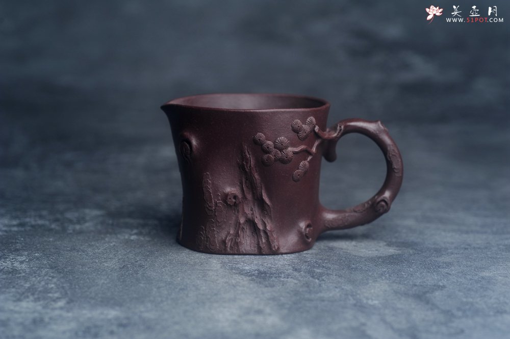 紫砂壶图片：实力演绎全手工重器松桩套组 一壶（280cc）二杯（130cc）一公道杯（188cc） - 宜兴紫砂壶网