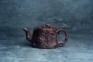 紫砂壶图片：实力演绎全手工重器松桩套组 一壶（280cc）二杯（130cc）一公道杯（188cc） - 宜兴紫砂壶网