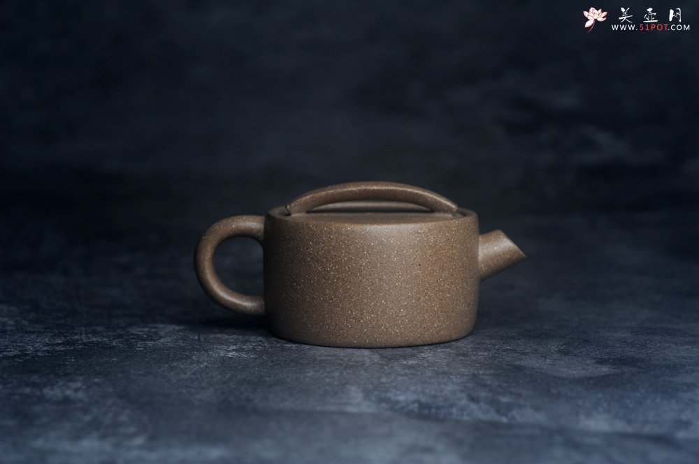 紫砂壶图片：美壶特惠 特好青段泥大炮汉瓦紫砂壶 出水爽利 - 宜兴紫砂壶网