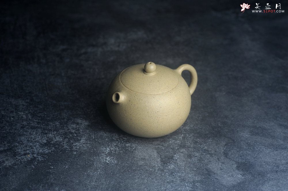 紫砂壶图片：美壶特惠 特好本山绿泥西施紫砂壶 茶人醉爱 - 宜兴紫砂壶网