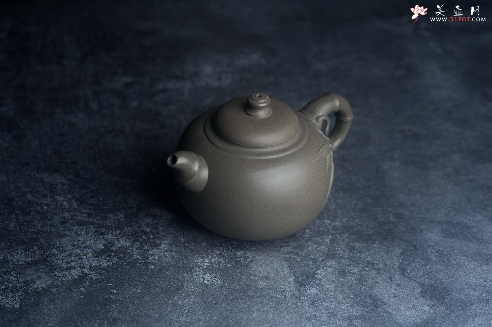 紫砂壶图片：美壶特惠 精品老青段泥福竹紫砂壶 茶人醉爱 - 宜兴紫砂壶网