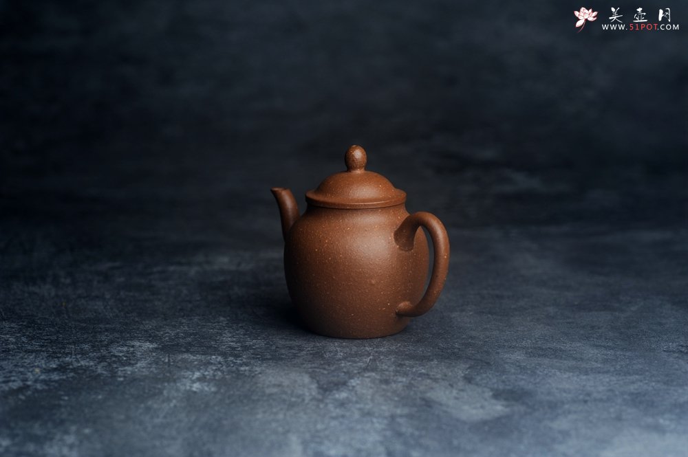 紫砂壶图片：美壶特惠 特好30目老段泥高灯壶 茶人醉爱 - 宜兴紫砂壶网