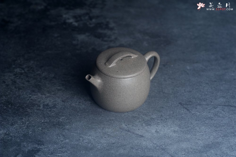 紫砂壶图片：美壶特惠 特好青段泥汉瓦紫砂壶 茶人醉爱 - 宜兴紫砂壶网