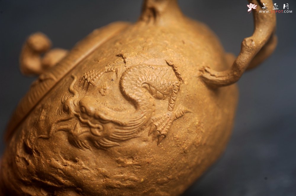 紫砂壶图片：美壶特惠精品特好全手工老段泥游龙供春紫砂壶 - 宜兴紫砂壶网