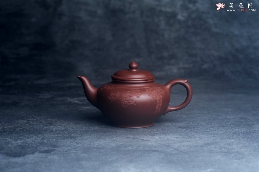 紫砂壶图片：美壶特惠 老紫泥听松笑樱 茶人醉爱 - 宜兴紫砂壶网