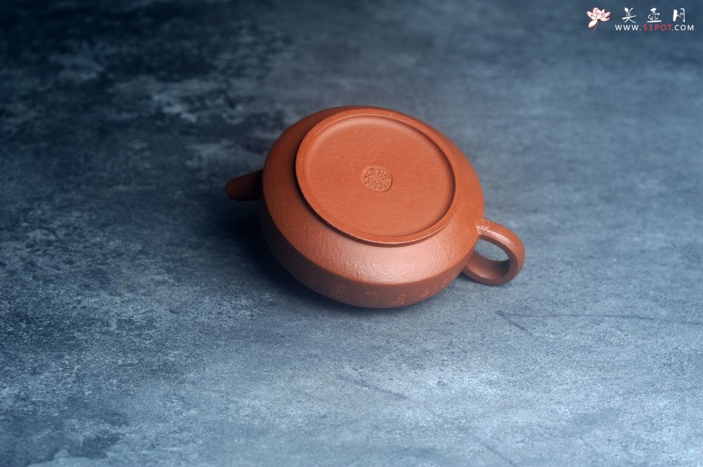 紫砂壶图片：美壶特惠 精致特好降坡泥周盘壶 装饰文雅 特文气 - 宜兴紫砂壶网