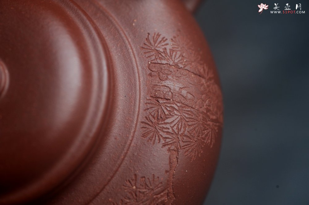 紫砂壶图片：美壶特惠 老紫泥听松笑樱 茶人醉爱 - 宜兴紫砂壶网