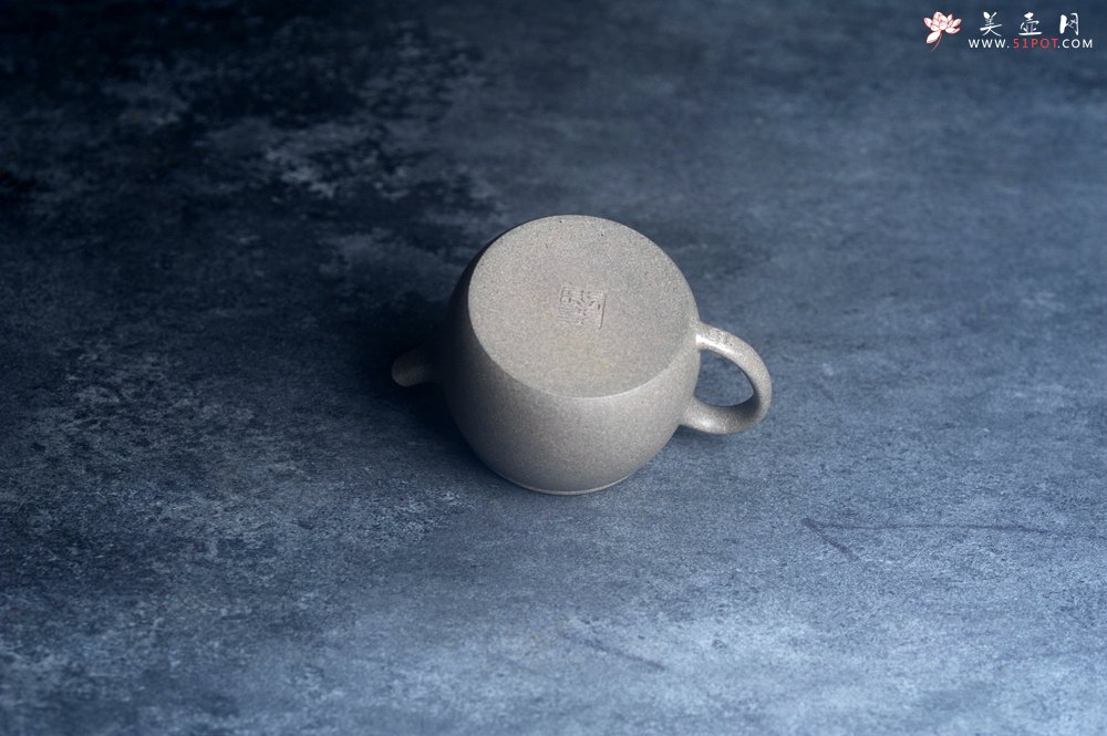 紫砂壶图片：美壶特惠 特好青段泥汉瓦紫砂壶 茶人醉爱 - 宜兴紫砂壶网