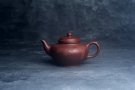紫砂壶图片：美壶特惠 老紫泥听松笑樱 茶人醉爱 - 宜兴紫砂壶网