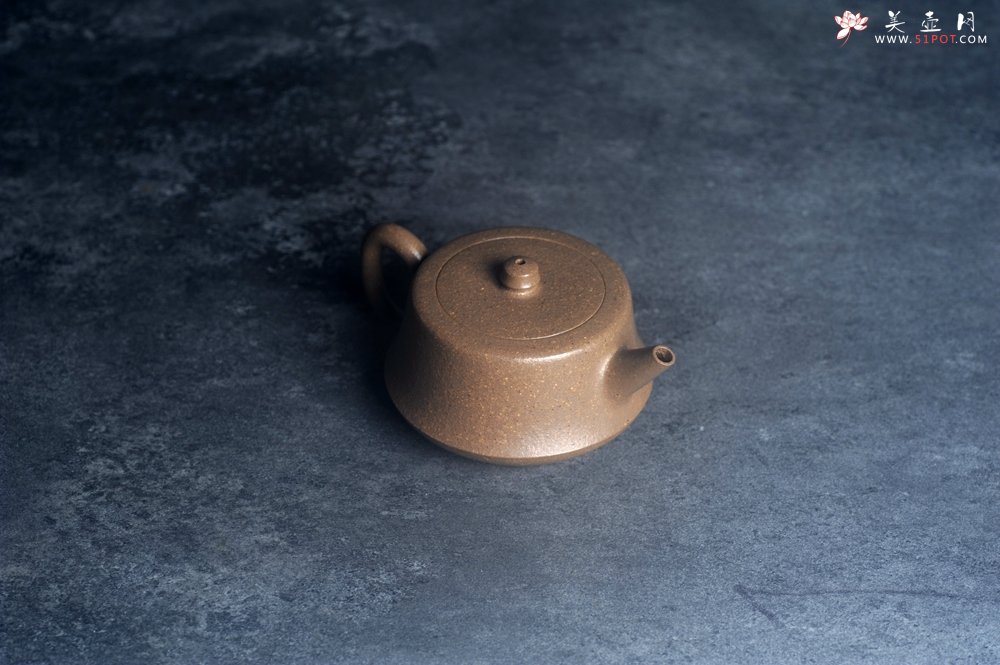 紫砂壶图片：美壶特惠 特好老青段泥柱础壶 茶人醉爱 - 宜兴紫砂壶网