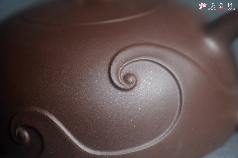 紫砂壶图片：美壶特惠 特好老紫泥半月壶 茶人醉爱 - 宜兴紫砂壶网