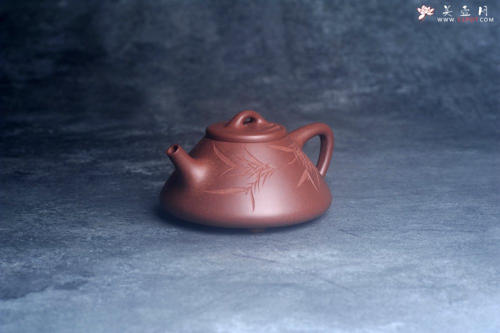 紫砂壶图片：美壶特惠 特好老紫泥子冶石瓢 范小君徒装饰君子竹  寒夜客来茶当酒 竹炉汤沸火初红 - 宜兴紫砂壶网