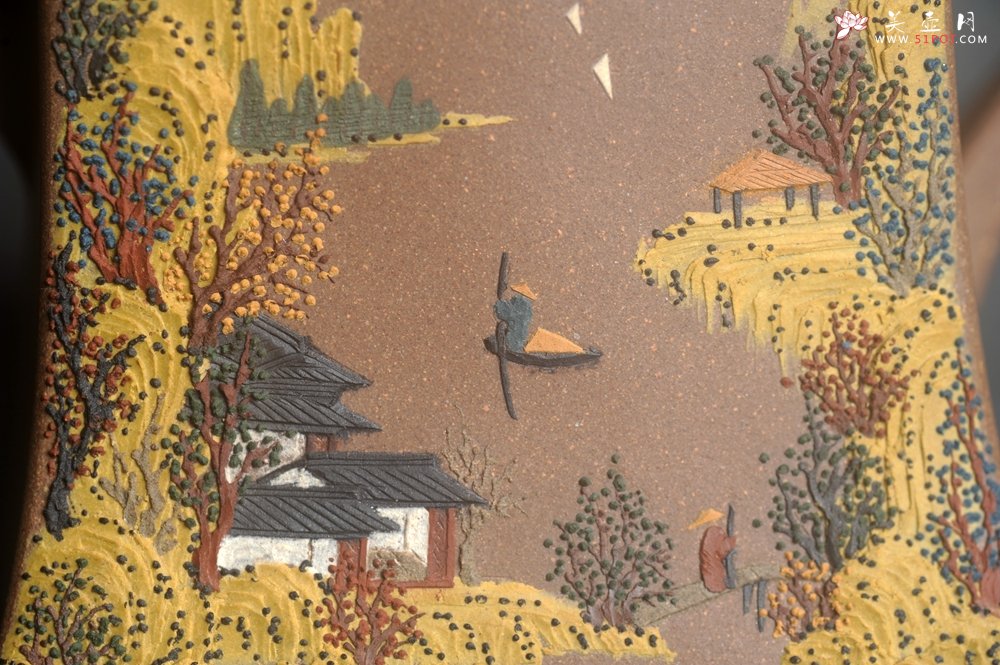 紫砂壶图片：美壶特惠 特好老段泥方钟壶 泥绘山水特文气 - 宜兴紫砂壶网