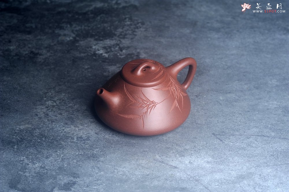 紫砂壶图片：美壶特惠 特好老紫泥子冶石瓢 范小君徒装饰君子竹  寒夜客来茶当酒 竹炉汤沸火初红 - 宜兴紫砂壶网