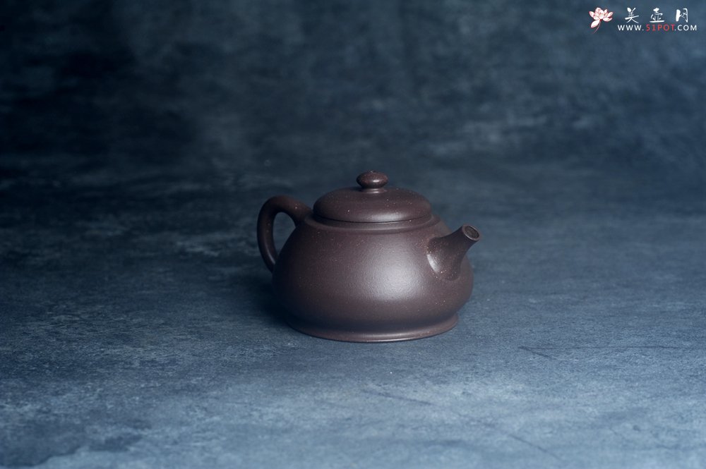 紫砂壶图片：美壶特惠 特好老紫泥潘壶 茶人醉爱 - 宜兴紫砂壶网