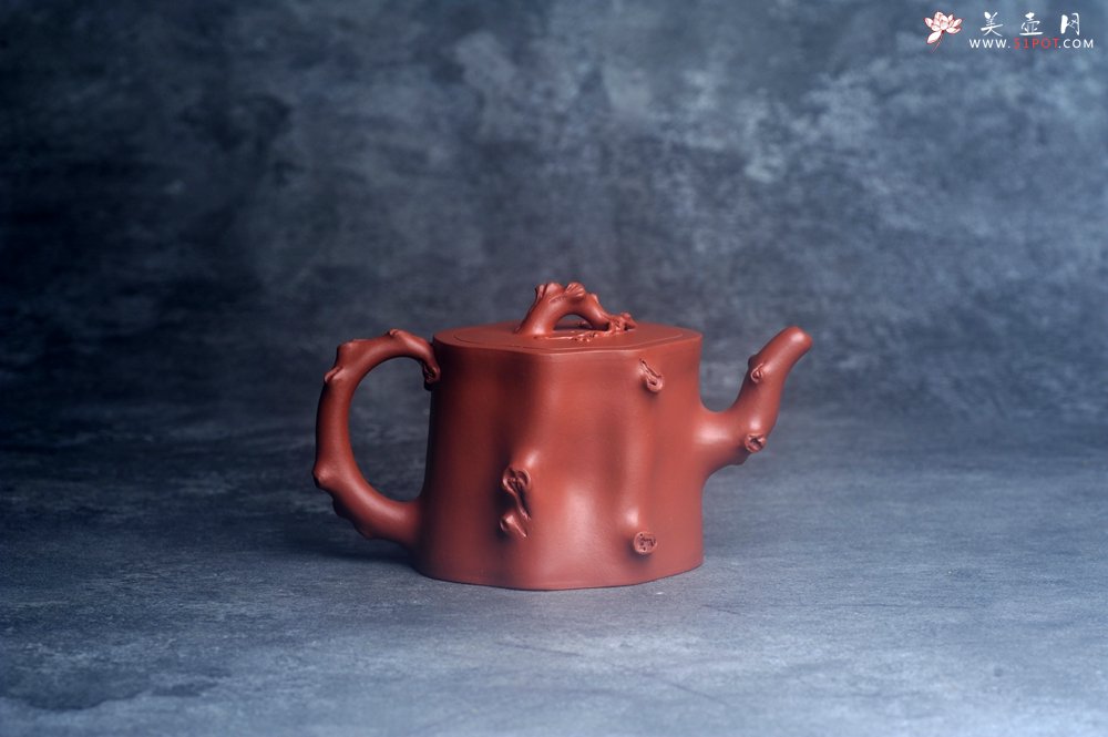 紫砂壶图片：美壶特惠 紫砂厂老艺人查建英全手工小红泥梅桩壶 茶人醉爱 - 宜兴紫砂壶网
