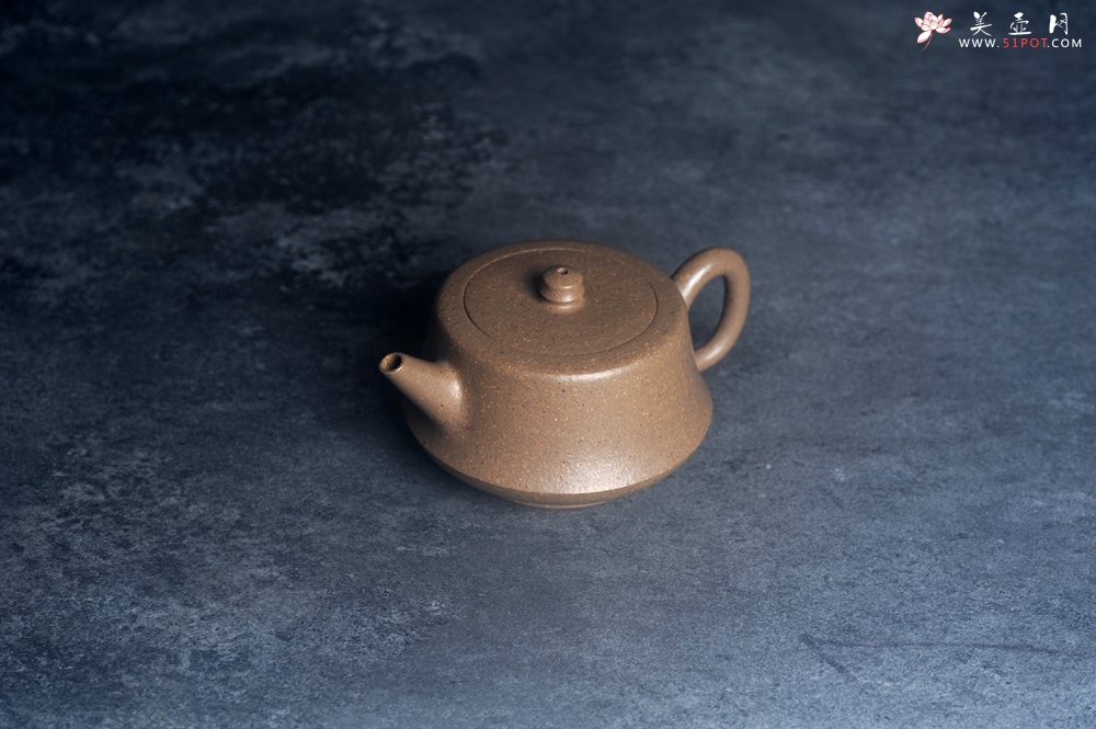 紫砂壶图片：美壶特惠 特好老青段泥柱础壶 茶人醉爱 - 宜兴紫砂壶网