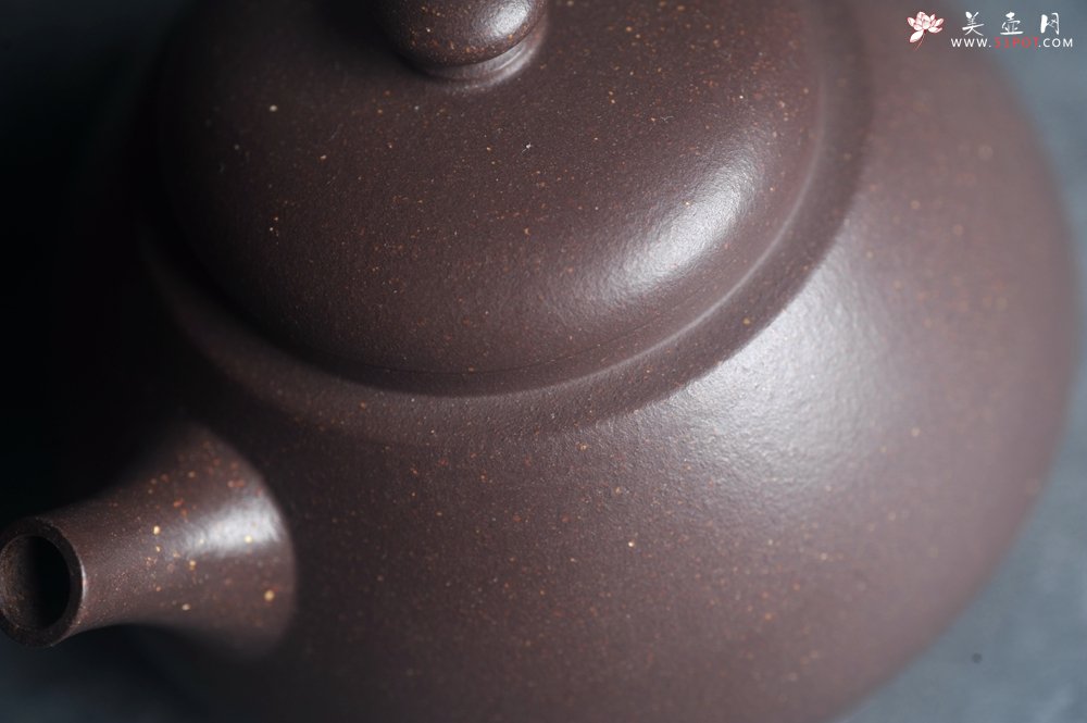 紫砂壶图片：美壶特惠 特好老紫泥潘壶 茶人醉爱 - 宜兴紫砂壶网