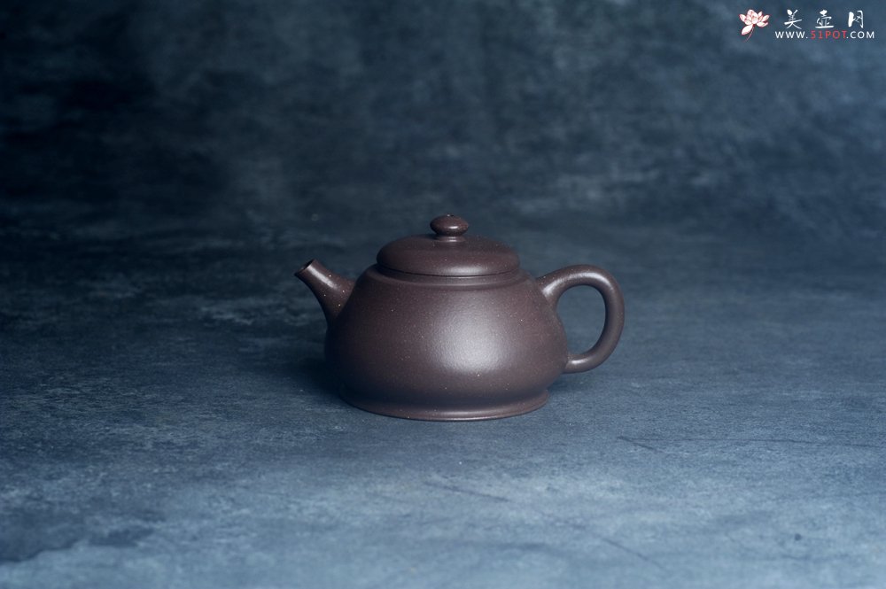 紫砂壶图片：美壶特惠 特好老紫泥潘壶 茶人醉爱 - 宜兴紫砂壶网
