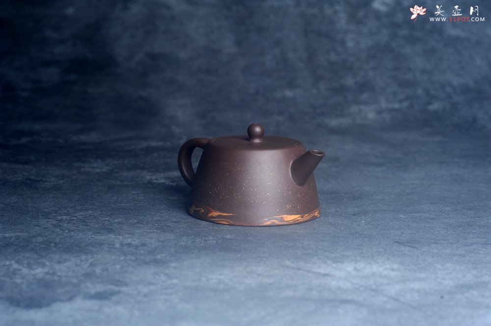 紫砂壶图片：美壶特惠 特好紫泥绞泥柱础壶 茶人醉爱 - 宜兴紫砂壶网
