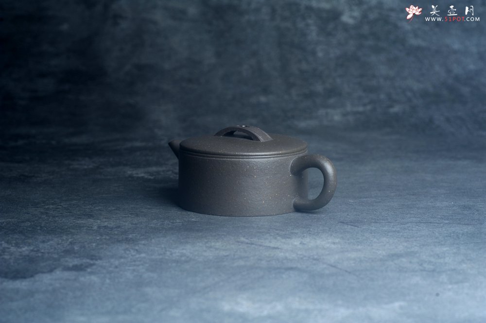 紫砂壶图片：美壶特惠 特好老青灰泥汉瓦 大口实用 茶人醉爱 - 宜兴紫砂壶网